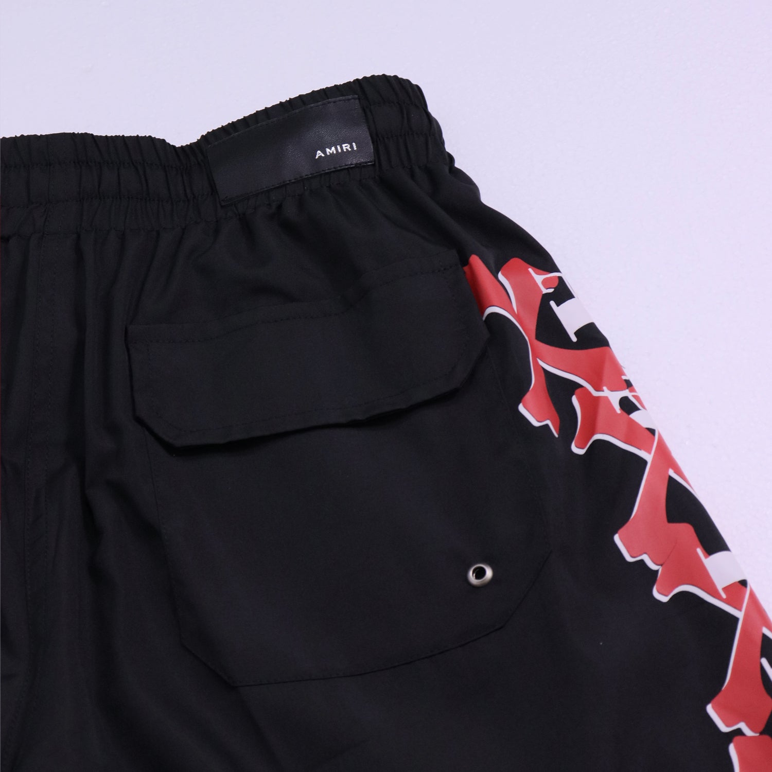 AM-AMIRI short